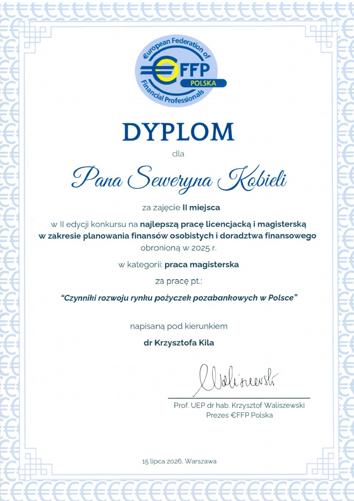 Dyplom zawierający imię i nazwisko laureata, informacje o przyznanej nagrodzie, tytuł nagrodzonej pracy, nazwisko promotora oraz podpis Prezesa CFFP Polska. Dokument otacza dekoracyjna ramka z symbolami euro.