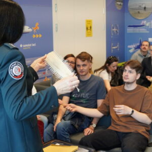 Zdjęcie 5. Zajęcia w jednostkach organizacyjnych KAS – Oddział Celny Port Lotniczy Kraków-Balice